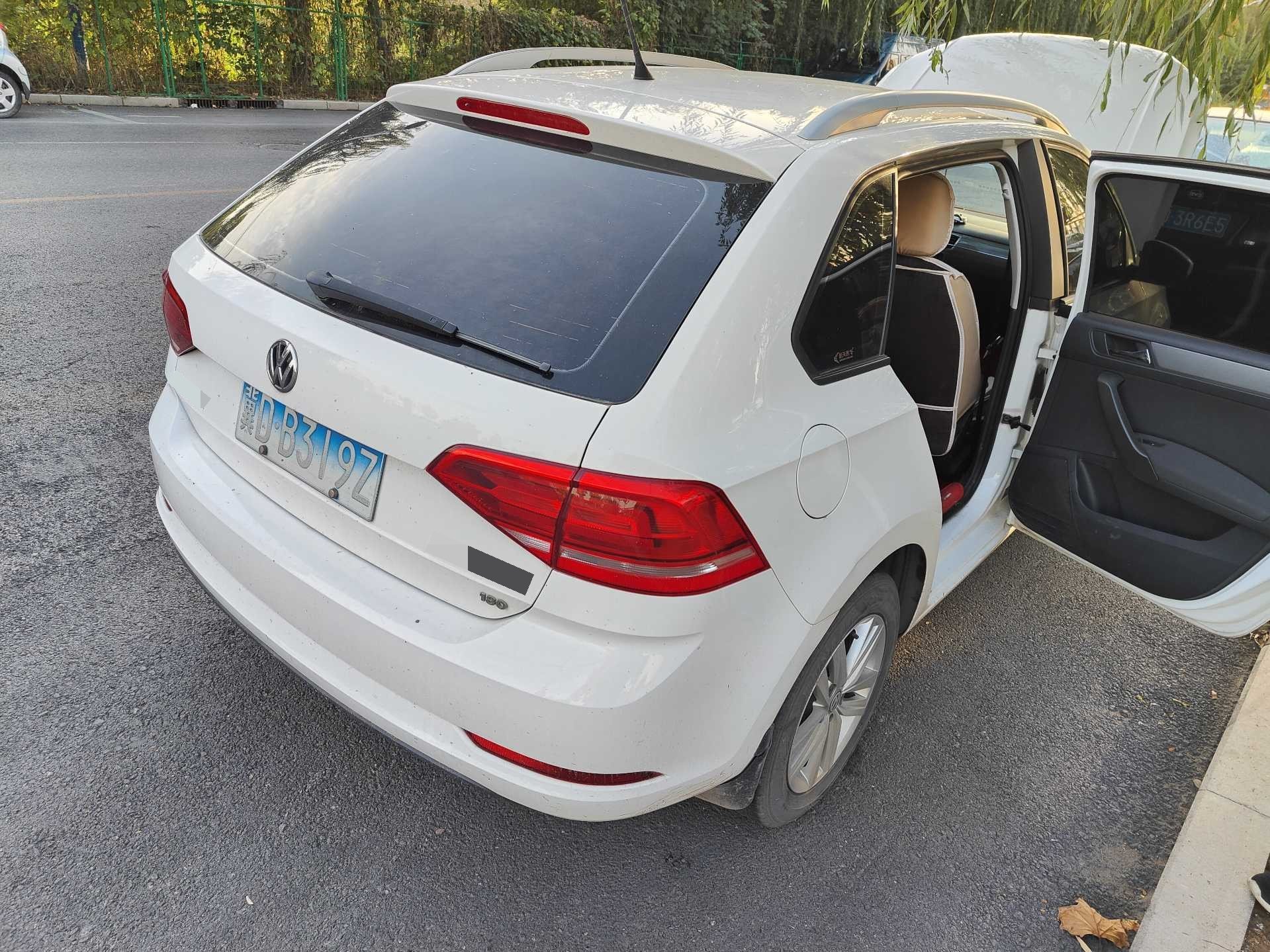 Volkswagen Santana 2017 car image #7