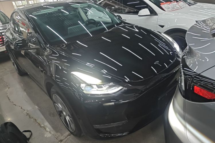 Tesla Model Y 2021 #4 Tesla Model Y 2021 car image #4