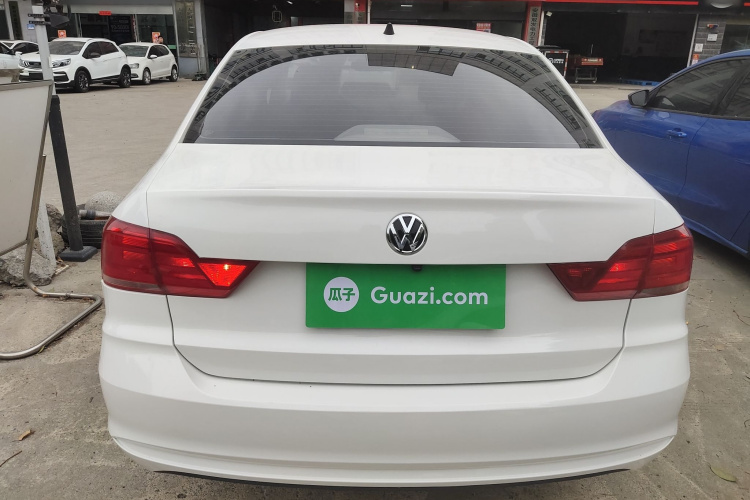 Volkswagen Santana 2018 car image #6