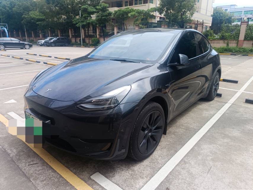 Tesla Model Y 2024 Tesla Model Y 2024 immagine di auto