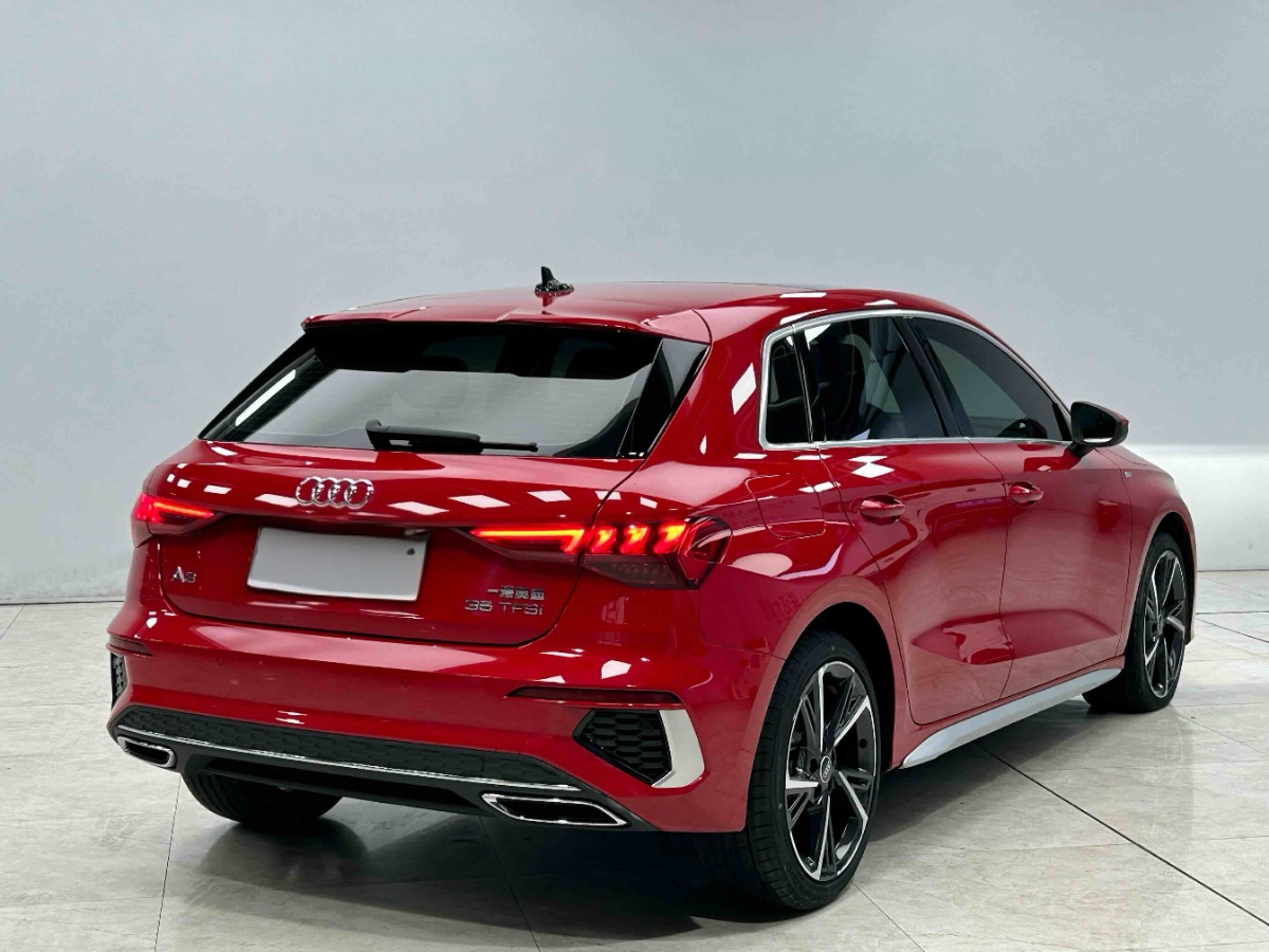 Audi A3 2023 car image #5
