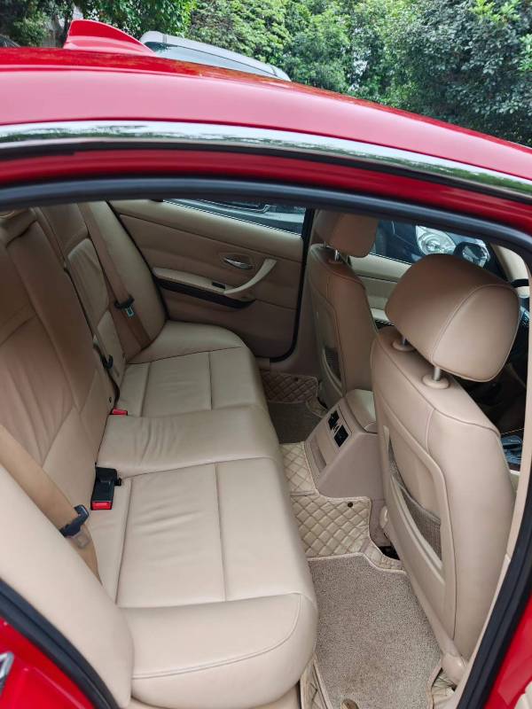 BMW 3 Series 2011 #9 BMW 3 Series 2011 car image #9