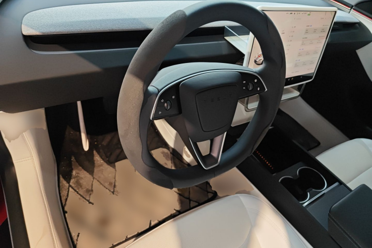 Tesla Model 3 2024 #10 Tesla Model 3 2024 car image #10