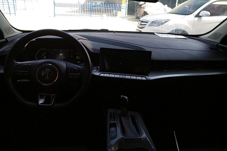 MG 5 2022 immagine di auto #10