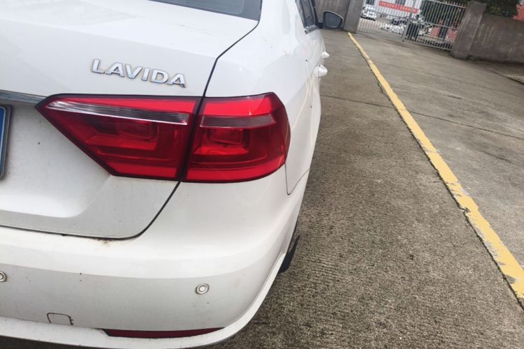 Volkswagen Lavida 2018 #8 Volkswagen Lavida 2018 car image #8