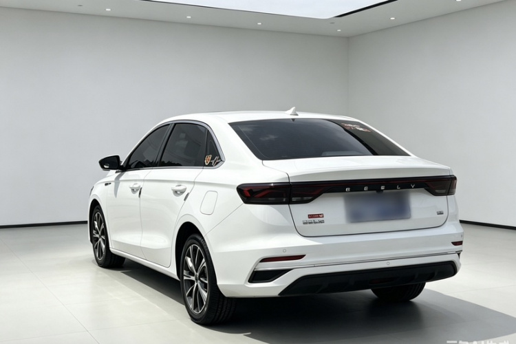 GEELY Emgrand 2022 immagine di auto #7