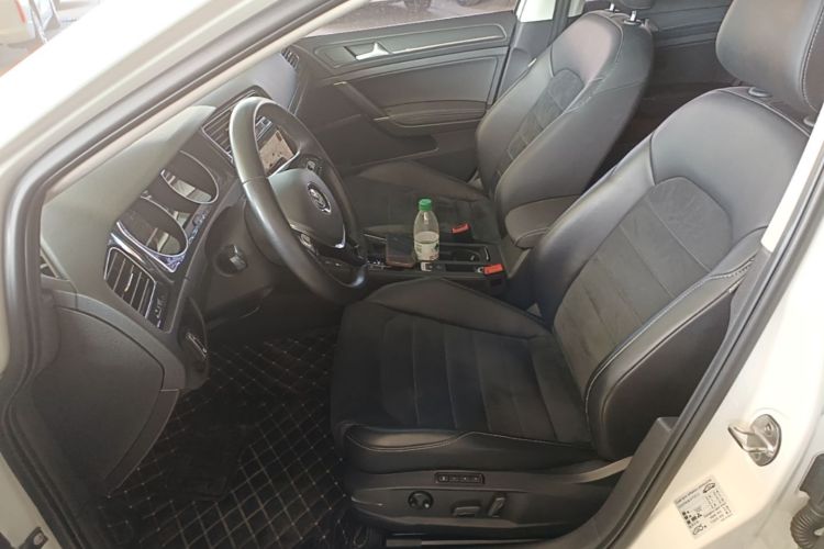 Volkswagen Golf 2019 #15 Volkswagen Golf 2019 car image #15