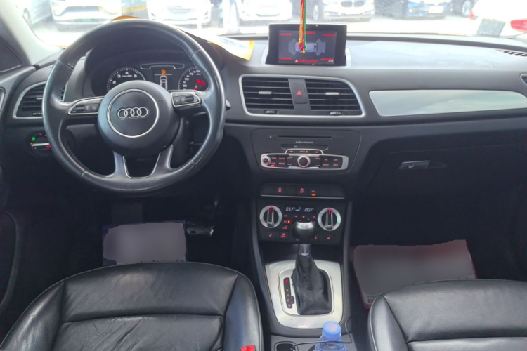 Audi Q3 2015 #10 Audi Q3 2015 car image #10