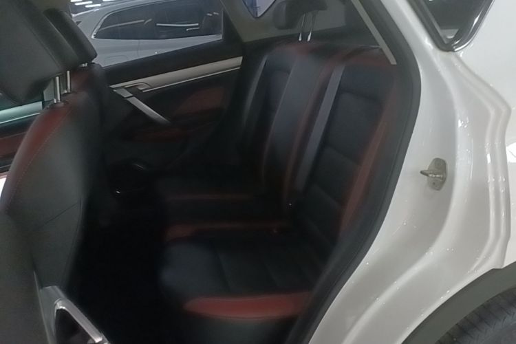 GEELY Coolray 2021 immagine di auto #17