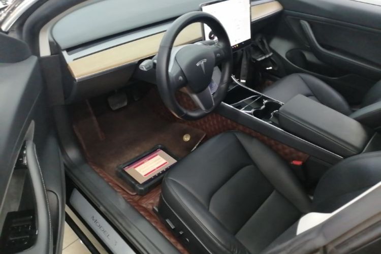 Tesla Model 3 2020 #16 Tesla Model 3 2020 car image #16