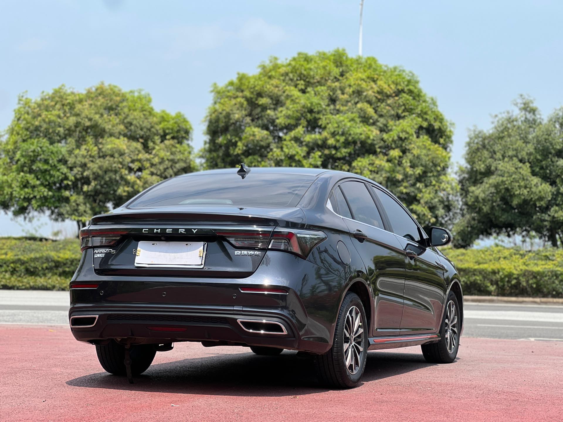 Chery Arrizo 5 Plus 2024 immagine di auto #5