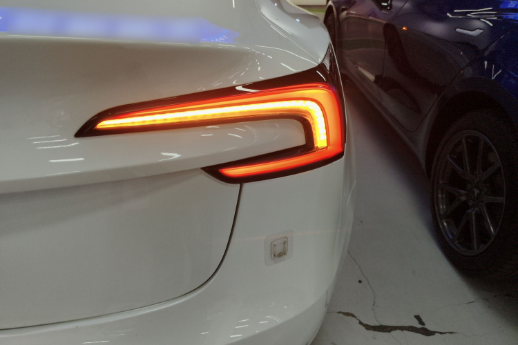 Tesla Model 3 2025 #8 Tesla Model 3 2025 car image #8