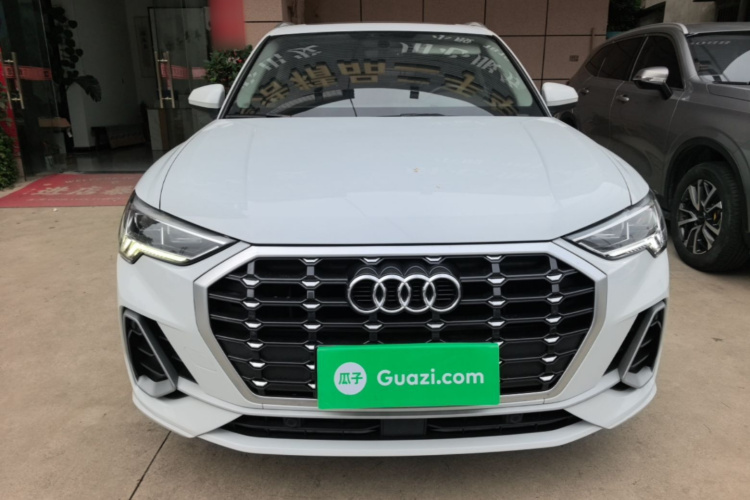 Audi Q3 2019 #3 Audi Q3 2019 car image #3
