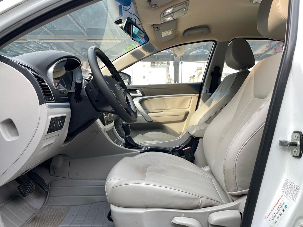 GEELY Emgrand 2016 car image #8