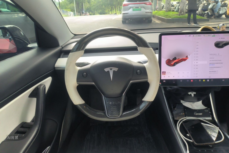 Tesla Model 3 2020 car image #12
