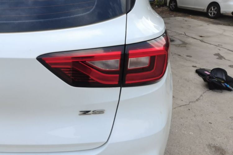 MG ZS 2019 #8 MG ZS 2019 car image #8