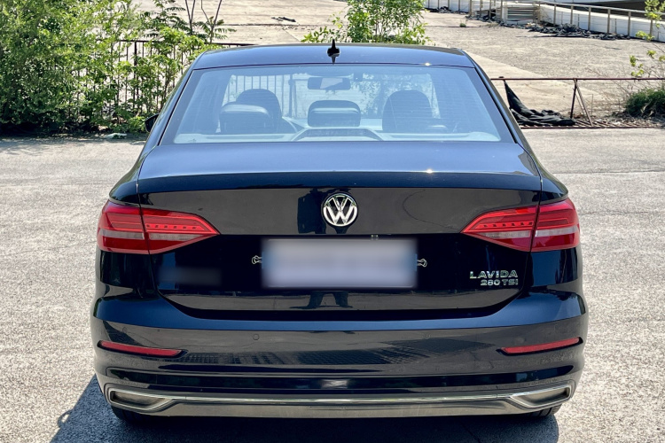Volkswagen Lavida 2020 car image #7