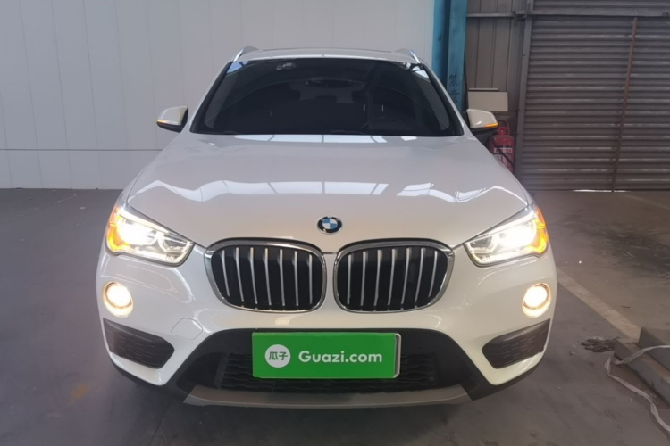 BMW X1 2017 #3 BMW X1 2017 car image #3