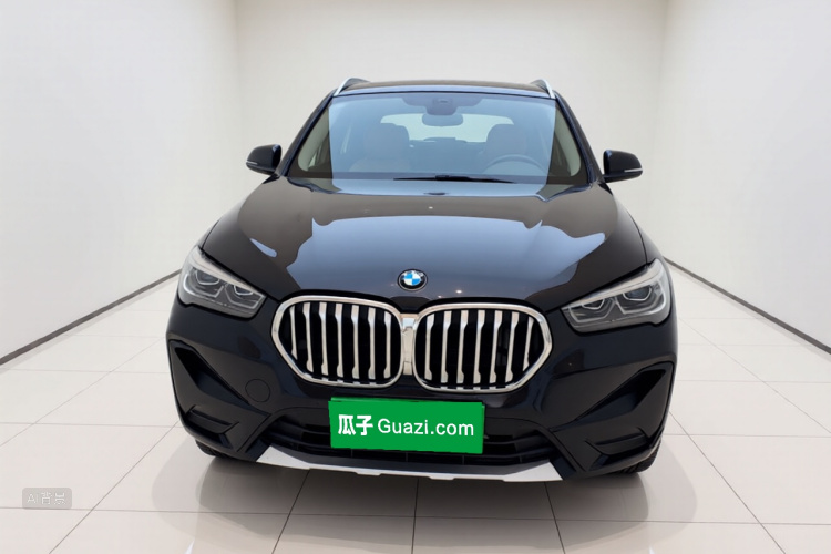 BMW X1 2019 #3 BMW X1 2019 car image #3