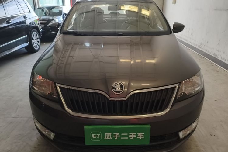 Skoda Rapid 2017 #3 Skoda Rapid 2017 car image #3