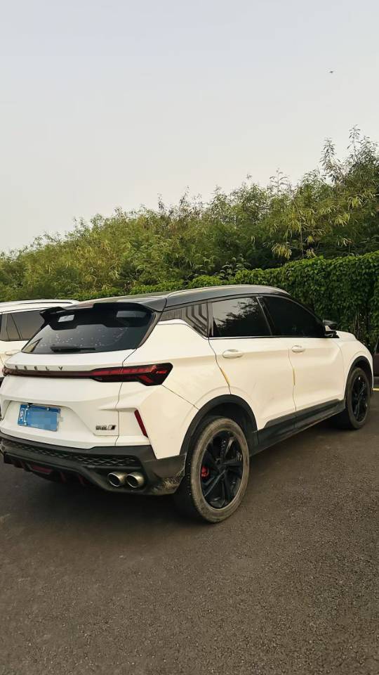 GEELY Coolray 2022 imagem de carro #2