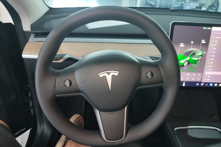 Tesla Model Y 2022 #11 Tesla Model Y 2022 car image #11