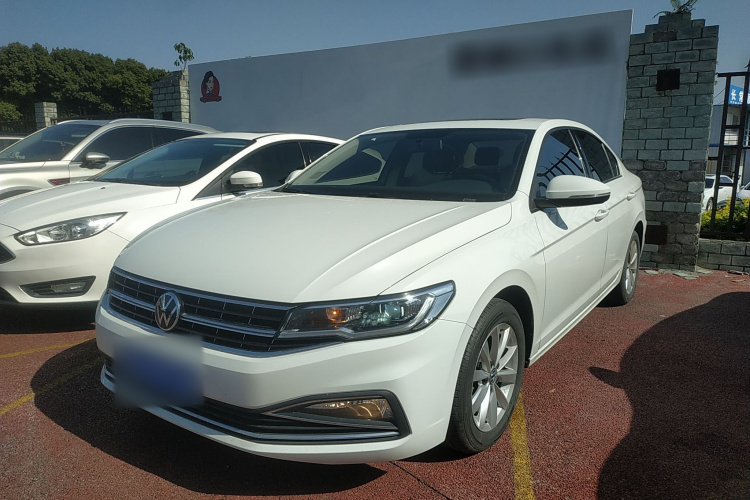 Volkswagen Bora 2021 car image #2