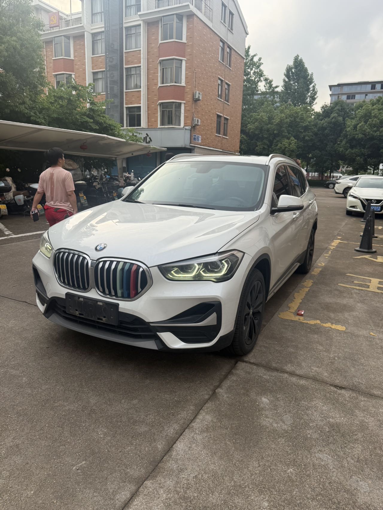 BMW X1 2020 BMW X1 2020 car image