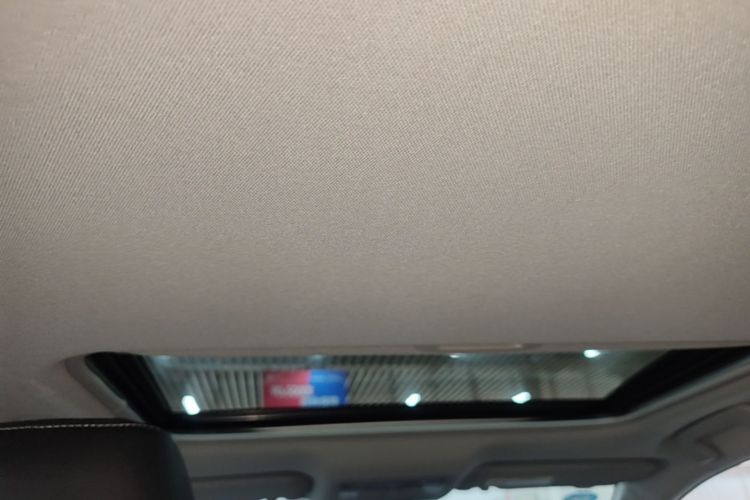 Toyota Corolla 2019 #18 Toyota Corolla 2019 car image #18