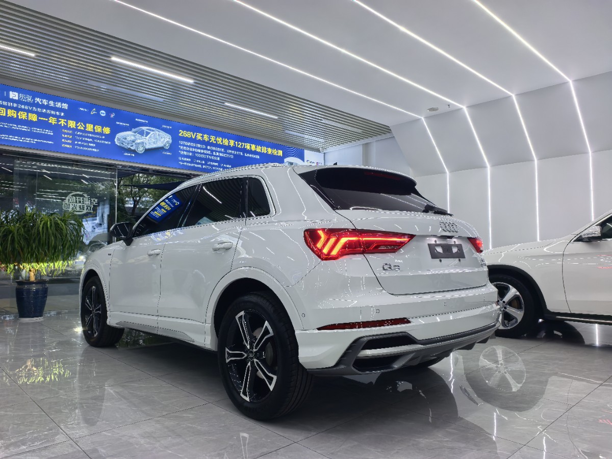 Audi Q3 2021 #4 Audi Q3 2021 car image #4