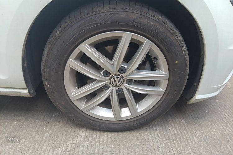 Volkswagen Golf 2019 #9 Volkswagen Golf 2019 car image #9