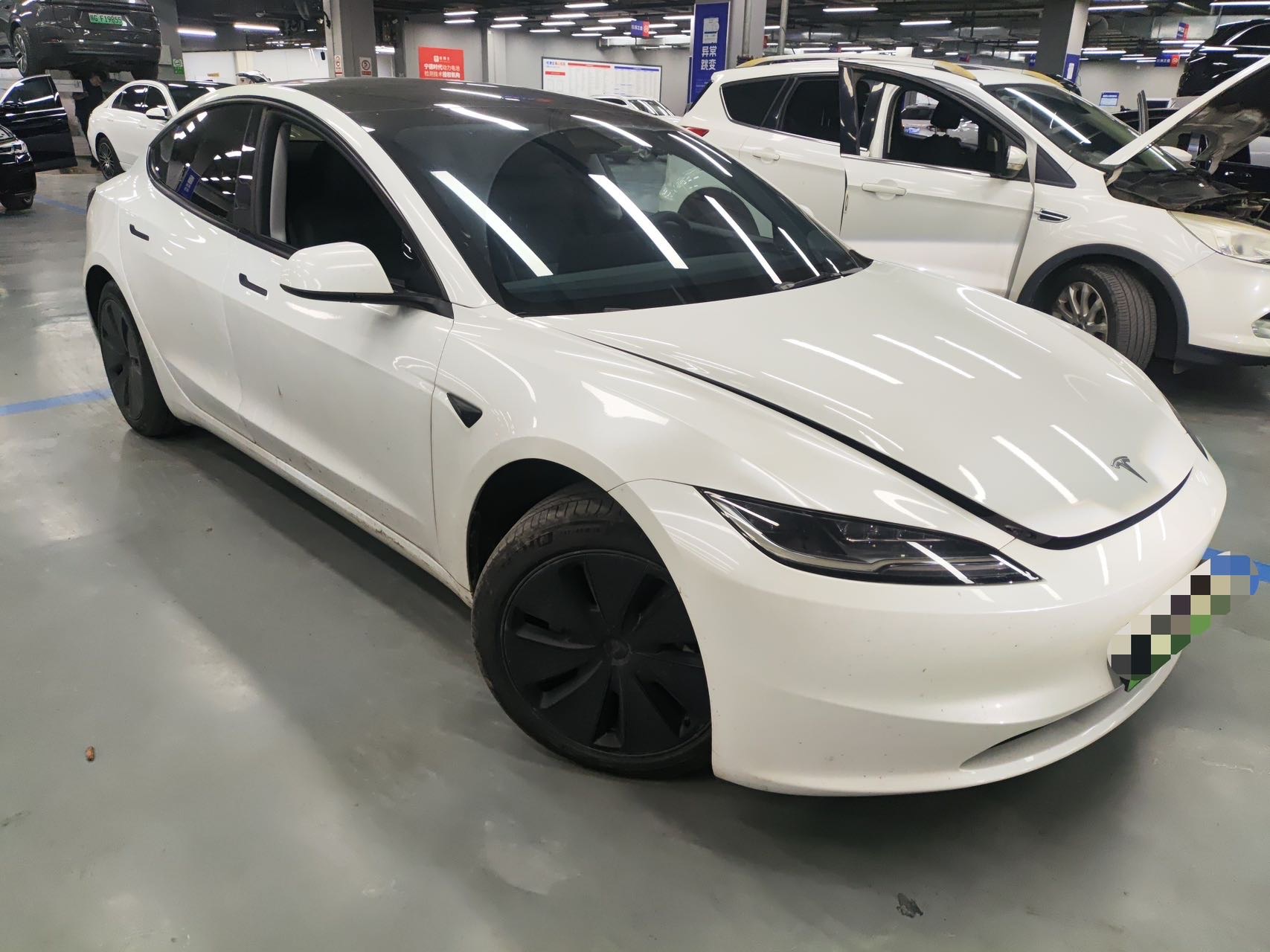 Tesla Model 3 2024 #2 Tesla Model 3 2024 car image #2