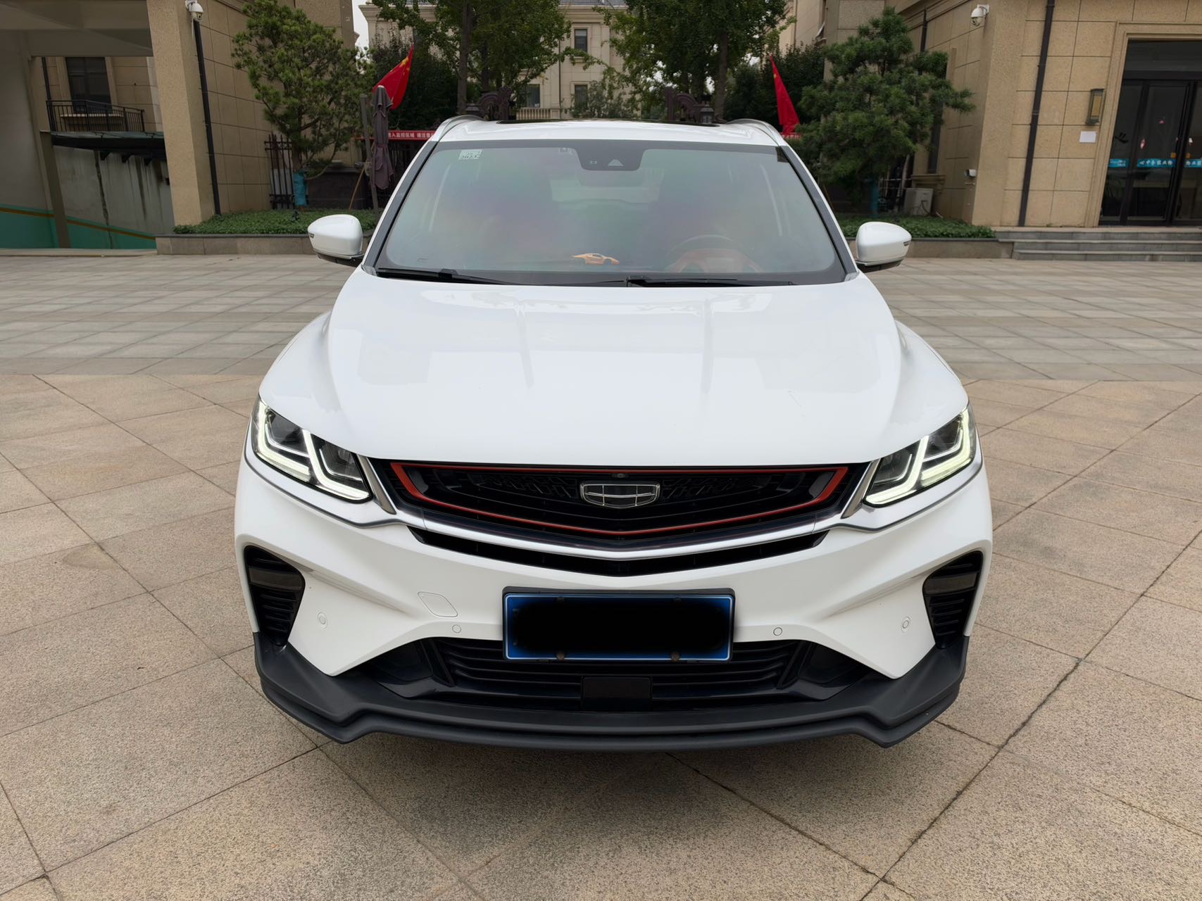 GEELY Coolray 2019 #2 GEELY Coolray 2019 изображение автомобиля #2