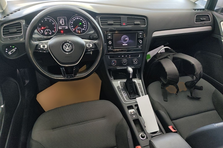 Volkswagen Golf 2018 #10 Volkswagen Golf 2018 car image #10