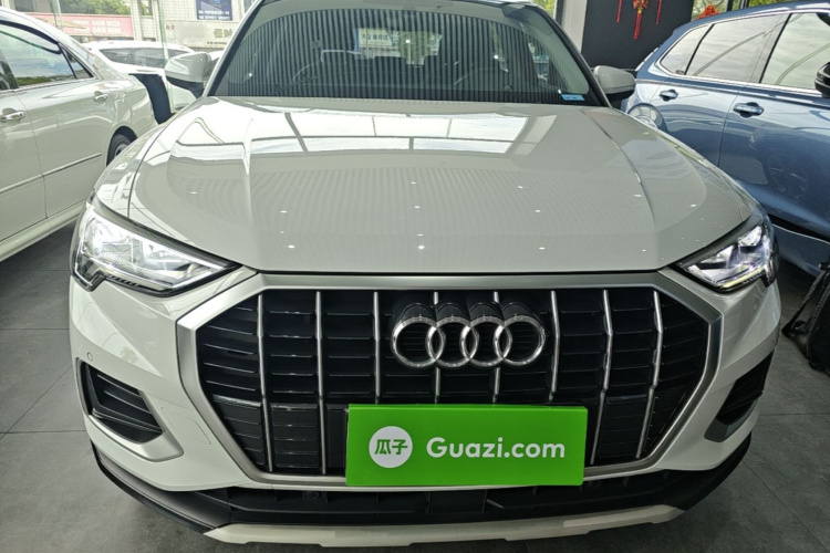 Audi Q3 2023 #3 Audi Q3 2023 car image #3