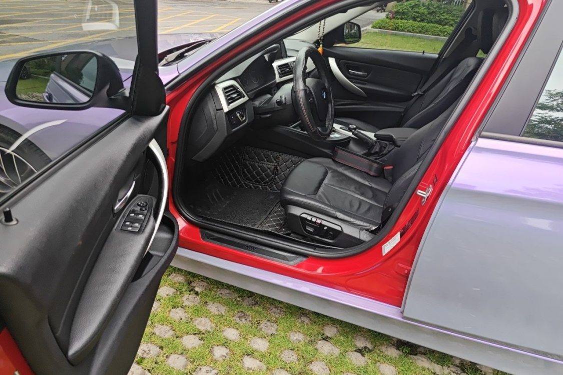 BMW 3 Series 2013 car image #25