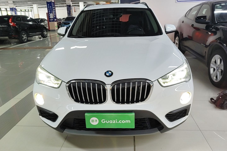 BMW X1 2017 #3 BMW X1 2017 car image #3