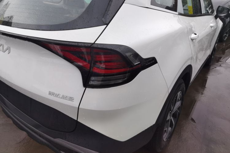 起亚 狮铂拓界 2025 汽车图片 #8