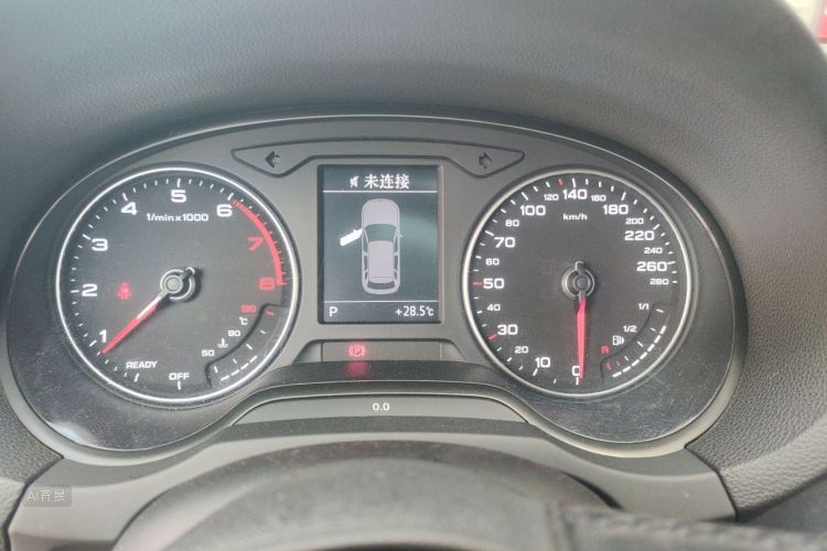 Audi A3 2017 car image #13