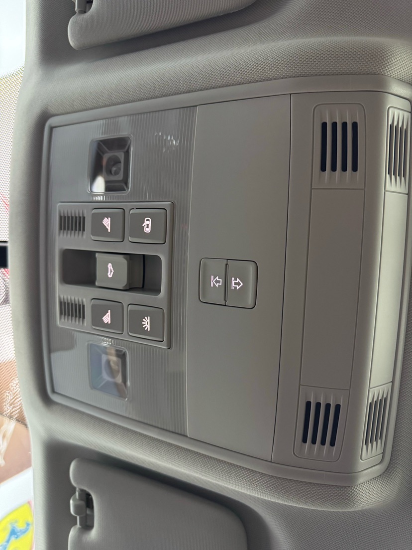 Volkswagen Tharu 2022 car image #14