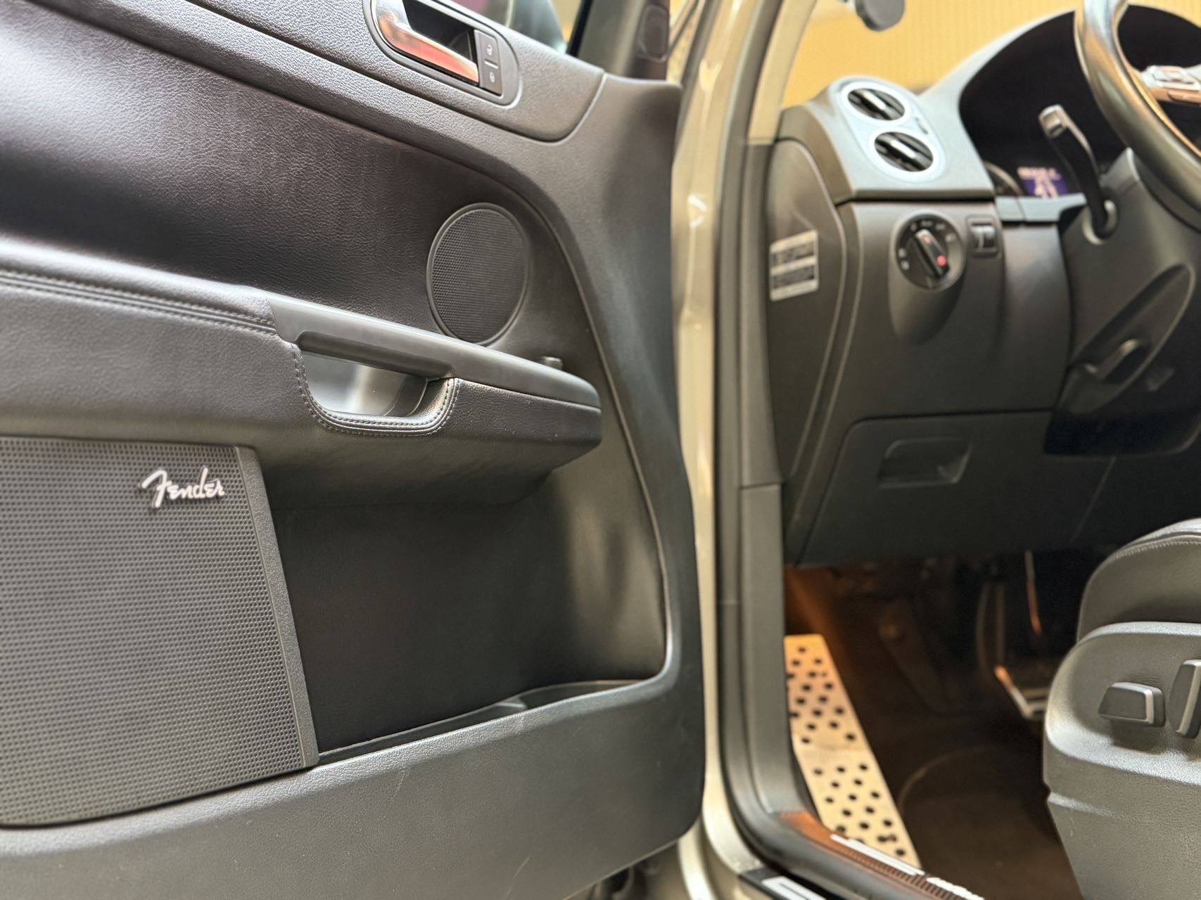 Volkswagen Golf (Imported) 2012 #6 Volkswagen Golf (Imported) 2012 صورة سيارة #6