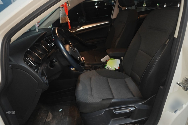 Volkswagen Golf 2019 #17 Volkswagen Golf 2019 car image #17