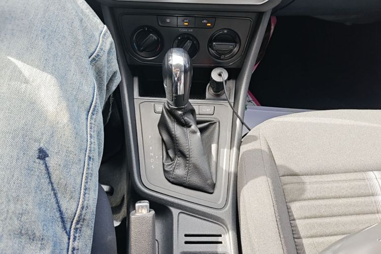 Volkswagen Lavida 2020 #14 Volkswagen Lavida 2020 car image #14