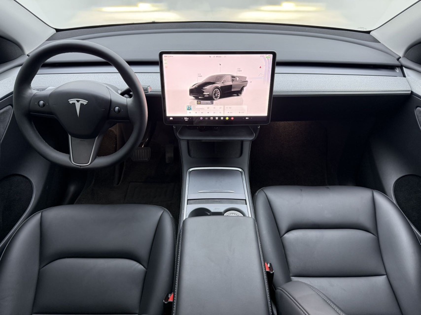 Tesla Model Y 2023 #5 Tesla Model Y 2023 car image #5