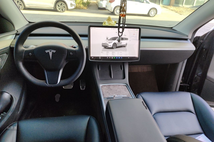 Tesla Model Y 2023 #11 Tesla Model Y 2023 car image #11