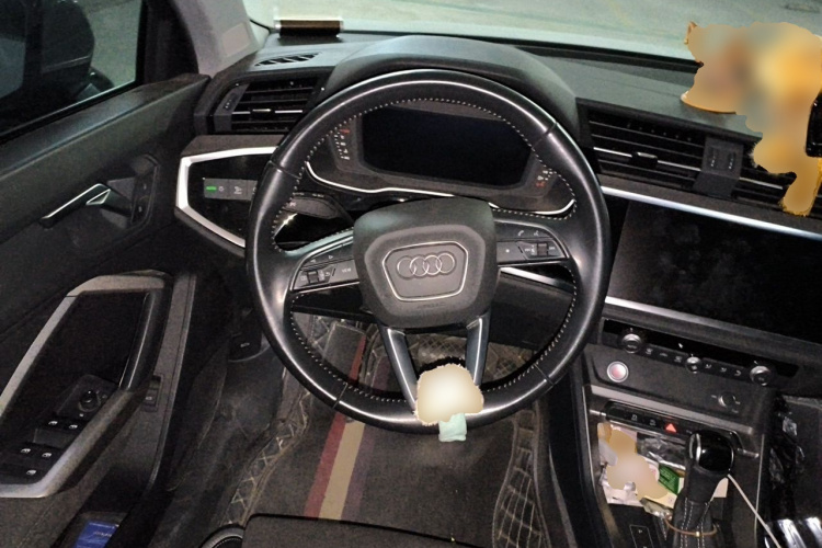 Audi Q3 2021 #11 Audi Q3 2021 car image #11