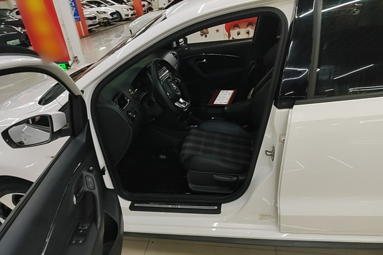 Volkswagen Polo 2019 #15 Volkswagen Polo 2019 car image #15