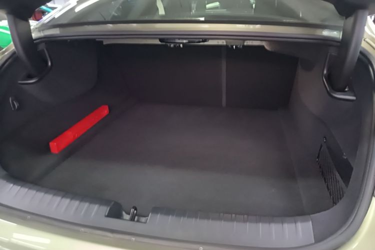 MI SU7 2025 car image #19