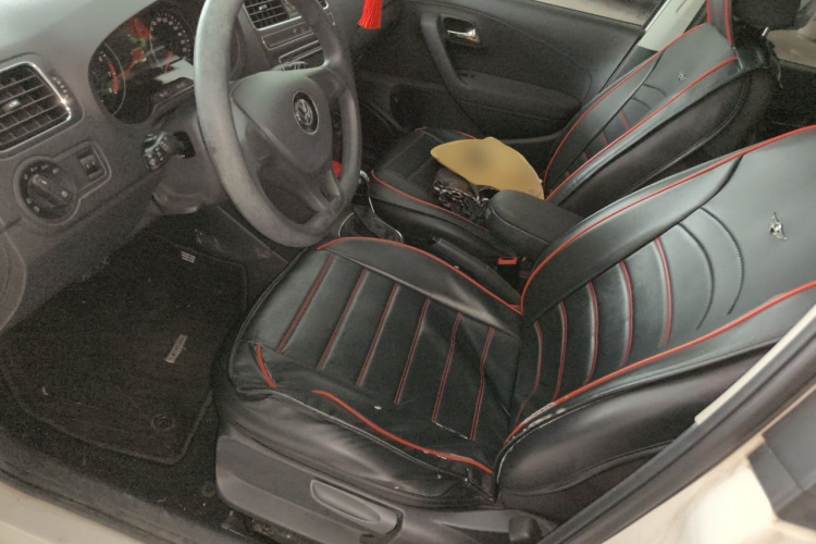 Volkswagen Polo 2015 #15 Volkswagen Polo 2015 car image #15