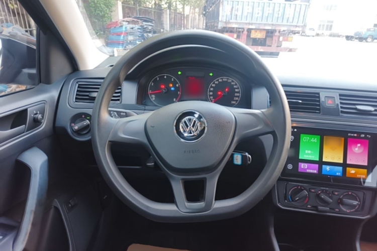 Volkswagen Santana 2020 #11 Volkswagen Santana 2020 car image #11